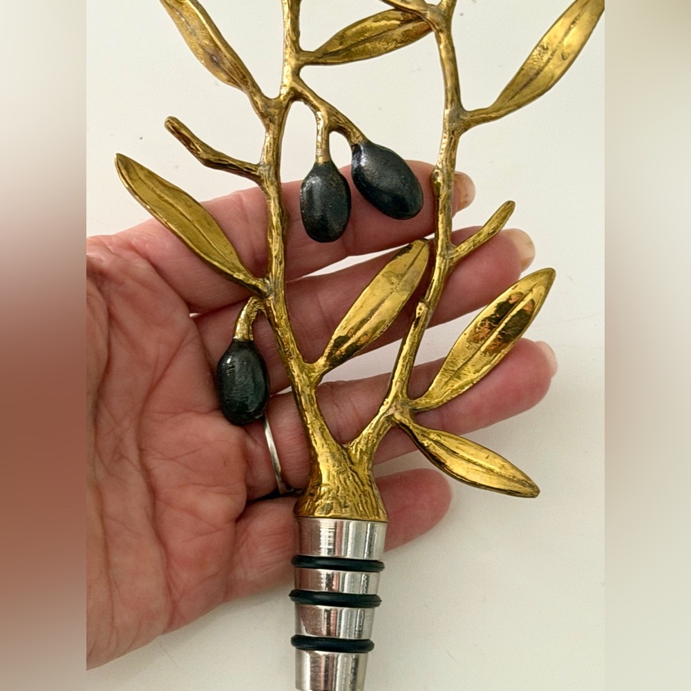Michael Aram Gold Olive Branch Gold Bottle Stopper with Black Olive Accents - Picture 5 of 7